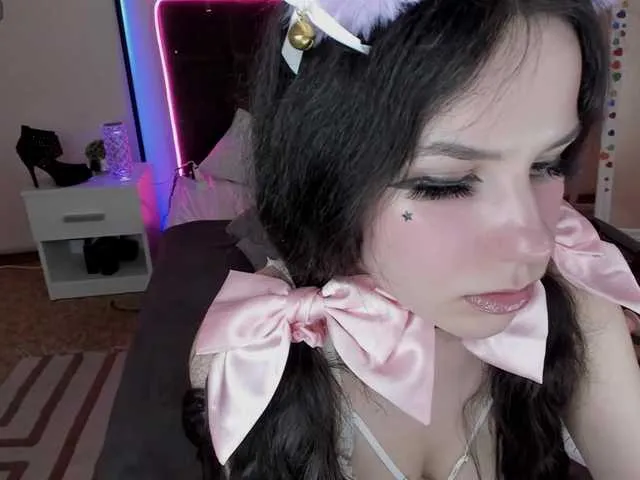 Live sex webcam photo for CassieEvans #291049953