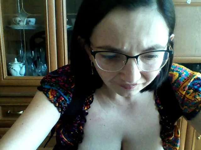 Live sex webcam photo for CassieReynold #273871121