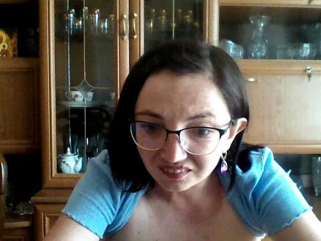 Live sex webcam photo for CassieReynold #274165463