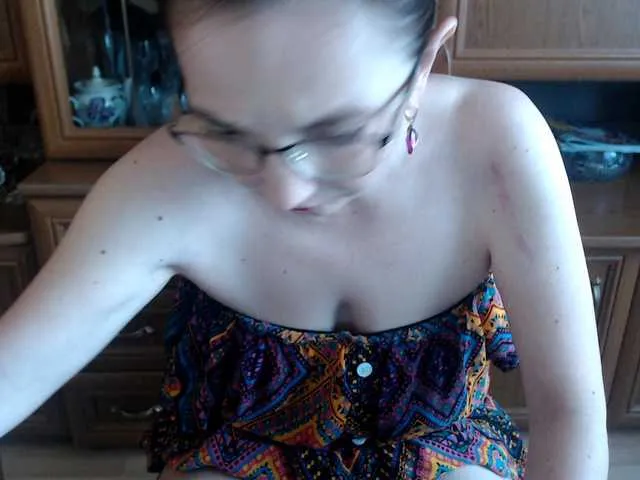 Live sex webcam photo for CassieReynold #275939207