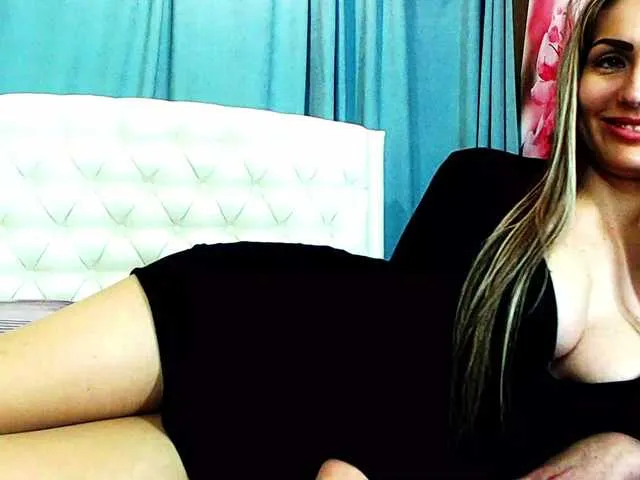 Live sex webcam photo for Cassssablanca #276761457