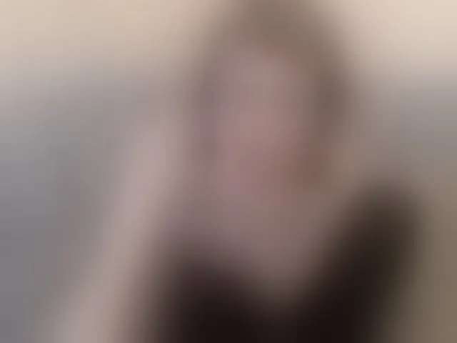 Live sex webcam photo for CassySweetKit #273475392