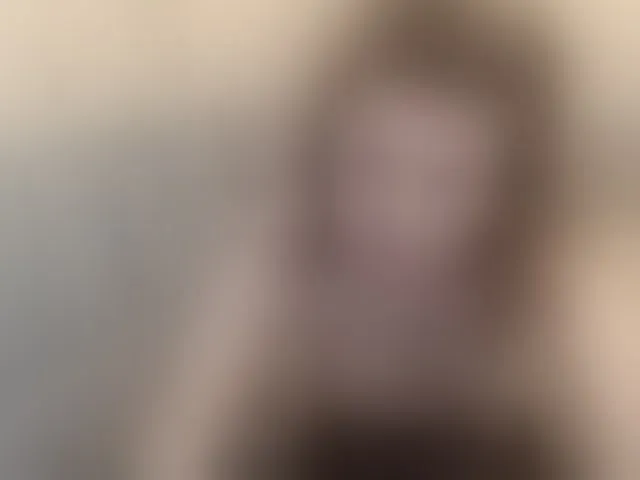 Live sex webcam photo for CassySweetKit #273769204