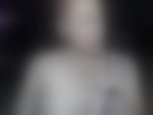 Live sex webcam photo for Cata-Blue- #293101984