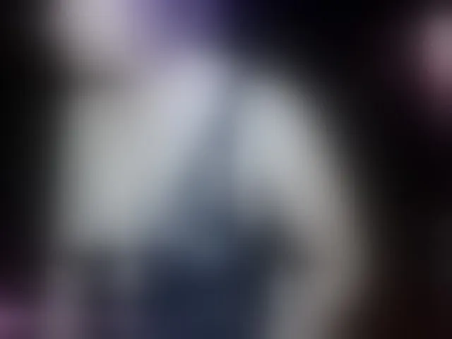 Live sex webcam photo for Cata-Blue- #293670220
