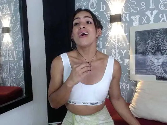 Live sex webcam photo for CatalayaLabel #273292048