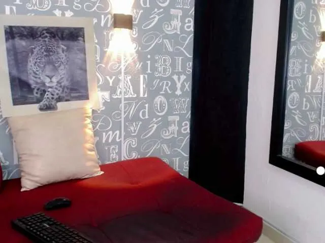 Live sex webcam photo for CatalayaLabel #273391741