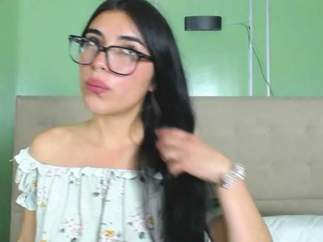 Live sex webcam photo for CataleyaRivera #288336001