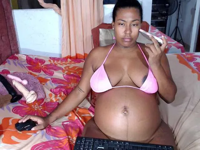 Live sex webcam photo for CataleyaRosex