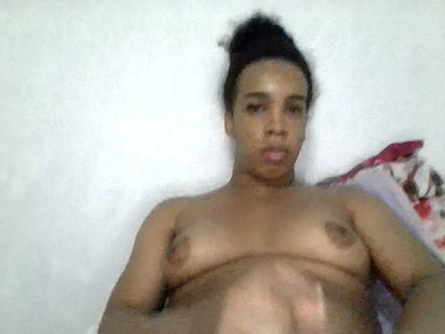 Live sex webcam photo for Catalina-ValenciaG5fd #276679383