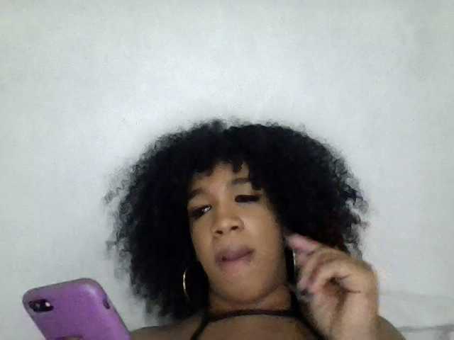 Live sex webcam photo for Catalina-ValenciaG5fd #276720722