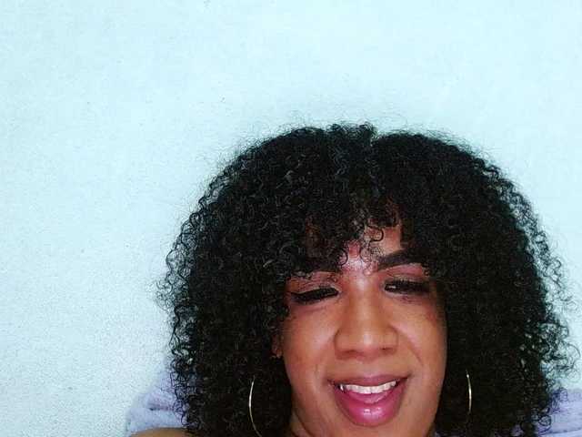 Live sex webcam photo for Catalina-ValenciaG5fd #276785512