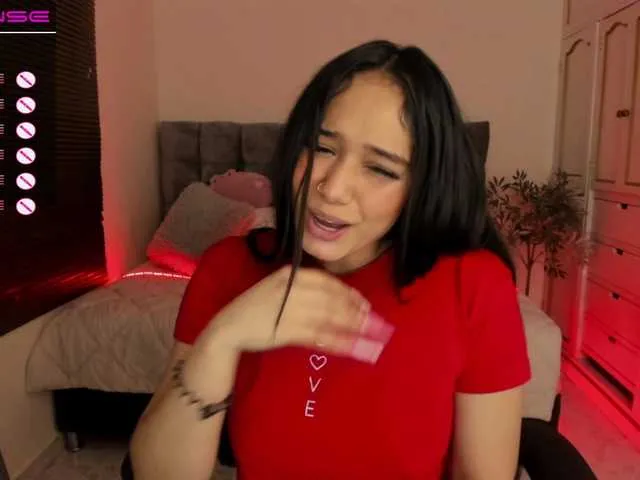 Live sex webcam photo for Catalina-Rose #271941957