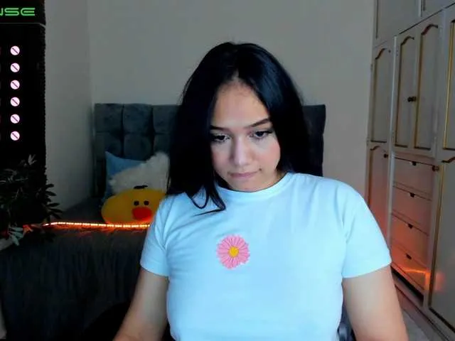 Live sex webcam photo for Catalina-Rose #272186856