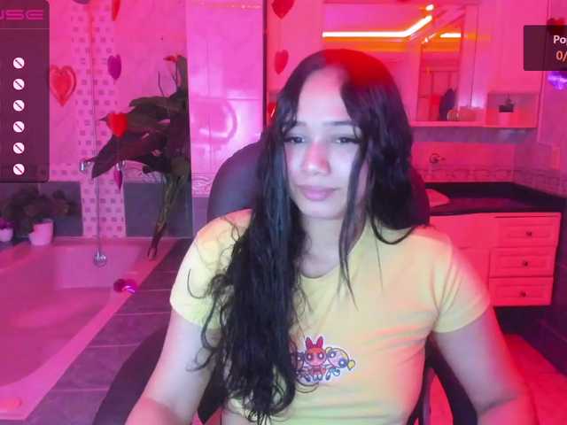 Live sex webcam photo for Catalina-Rose #272523512