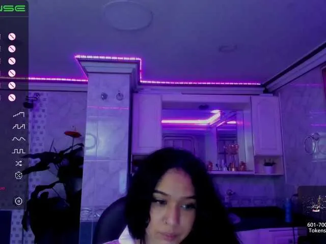 Live sex webcam photo for Catalina-Rose #274031873
