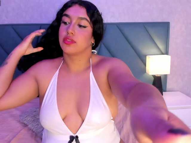 Live sex webcam photo for CatalinaCoopper #290773560