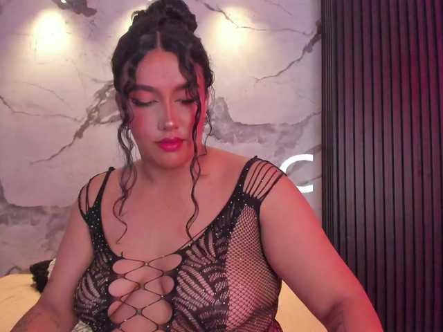Live sex webcam photo for CatalinaCoopper #291945682