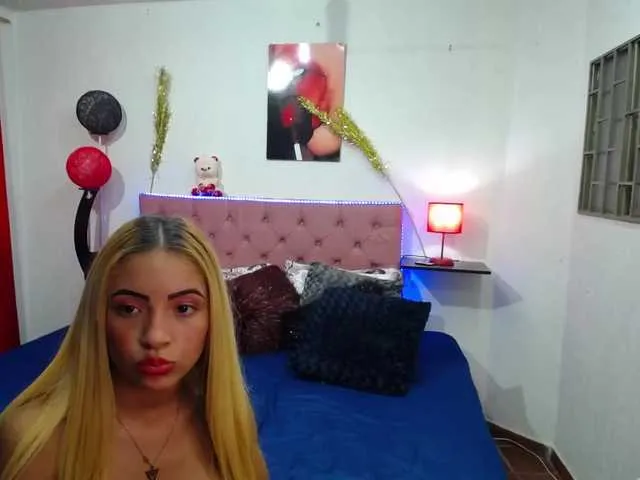 Live sex webcam photo for Catalinaspace #272567970