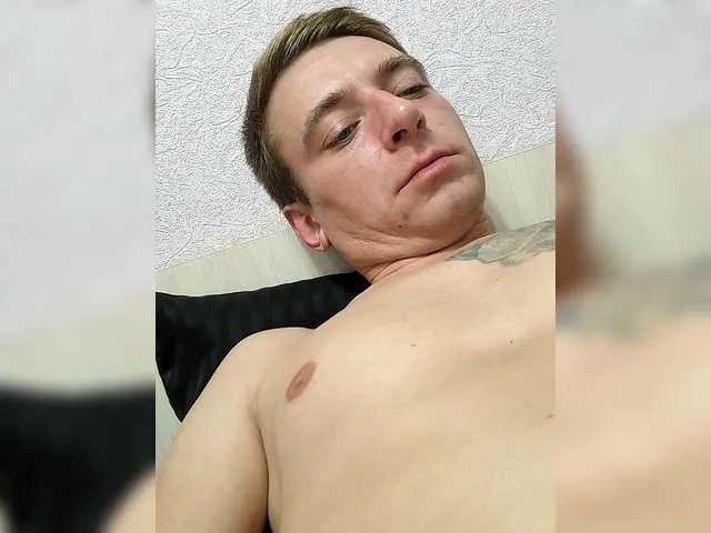 Live sex webcam photo for CatandKittyCouple1 #292128421