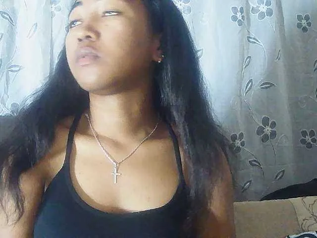Live sex webcam photo for Cathalinasexy #276278557