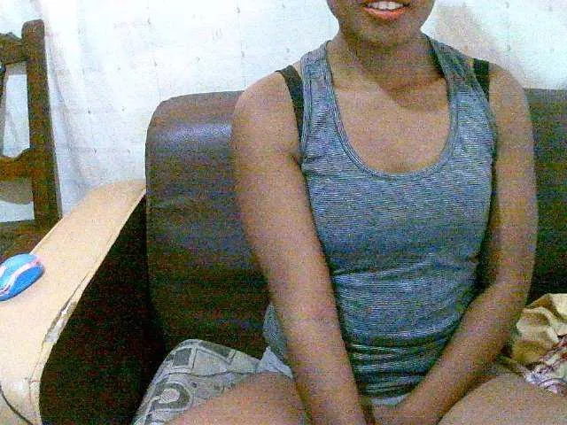 Live sex webcam photo for Cathie69 #277990211