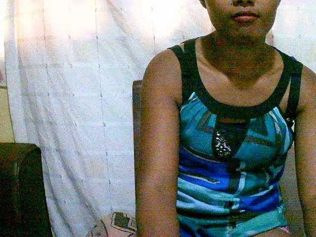 Live sex webcam photo for Cathie69 #278037551