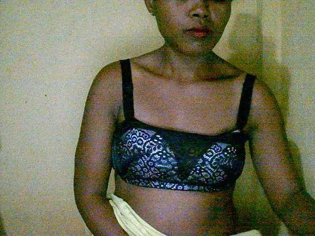 Live sex webcam photo for Cathie69 #278123230