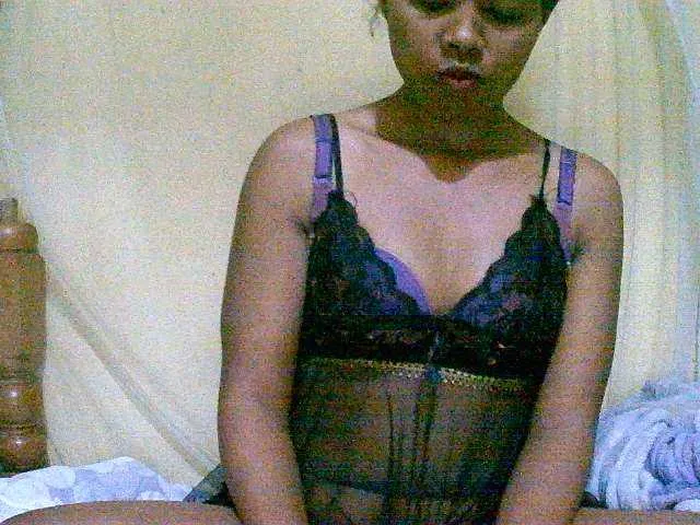 Live sex webcam photo for Cathie69 #288424363