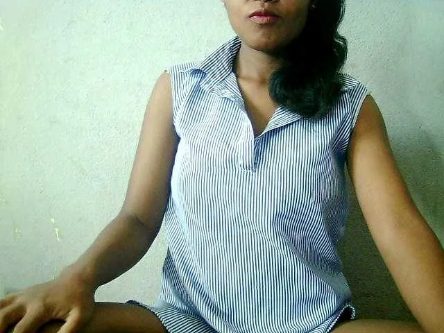 Live sex webcam photo for Cathie69 #290777828