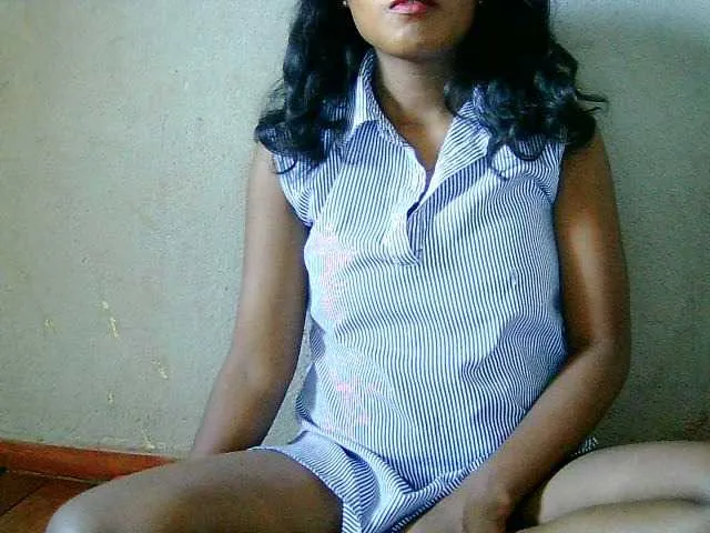 Live sex webcam photo for Cathie69 #290895399