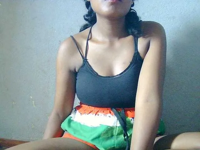Live sex webcam photo for Cathie69 #290914523