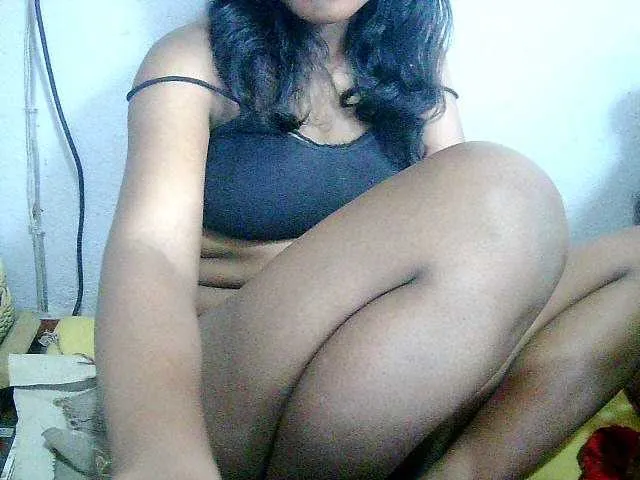 Live sex webcam photo for Cathie69 #292100492