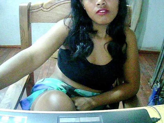 Live sex webcam photo for Cathie69 #292200356