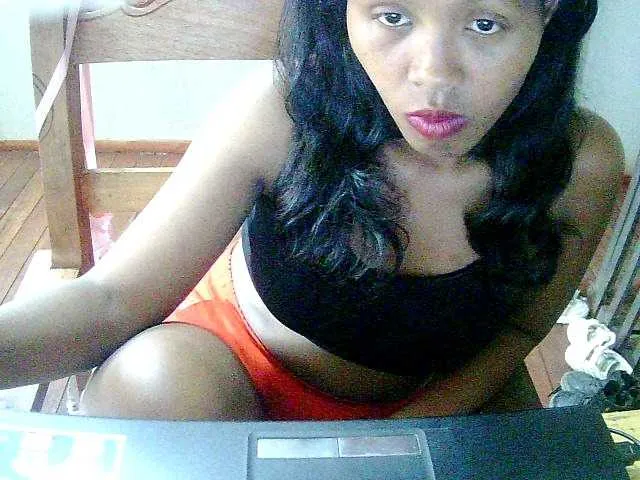 Live sex webcam photo for Cathie69 #292233617