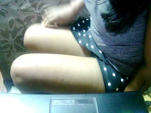 Live sex webcam photo for Cathie69 #292284322