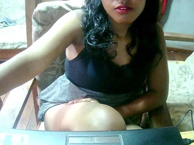 Live sex webcam photo for Cathie69 #292312462