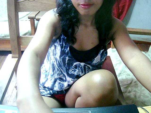 Live sex webcam photo for Cathie69 #292345869