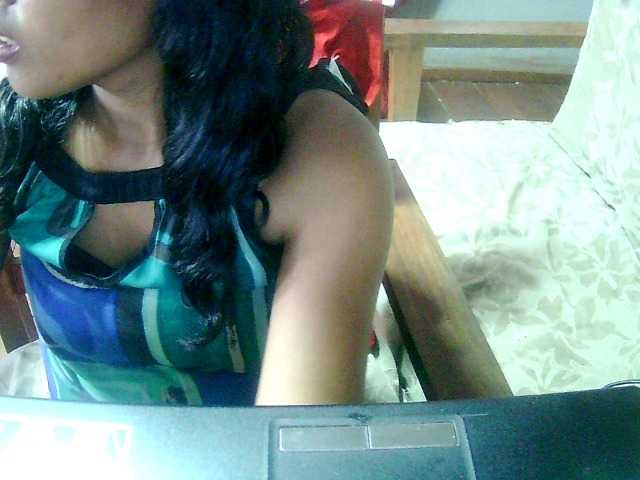 Live sex webcam photo for Cathie69 #292382457