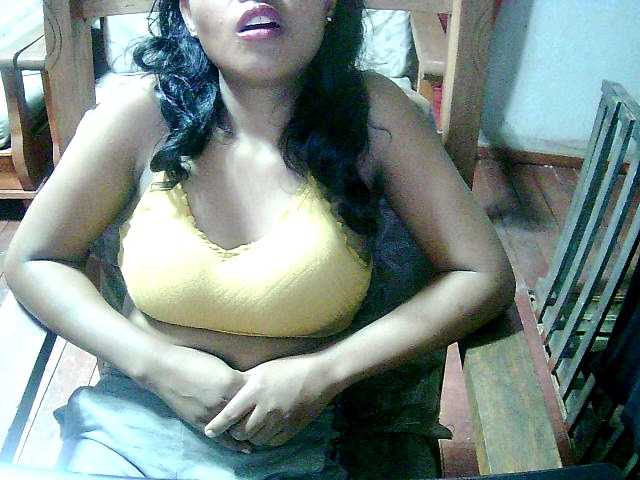 Live sex webcam photo for Cathie69 #292401021