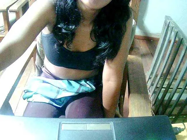 Live sex webcam photo for Cathie69 #292459579