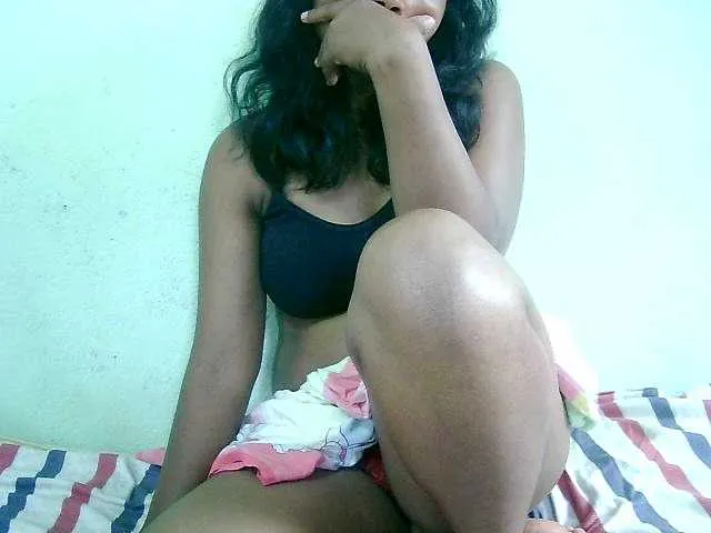 Live sex webcam photo for Cathie69 #292727033