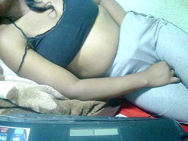 Live sex webcam photo for Cathie69 #293285815