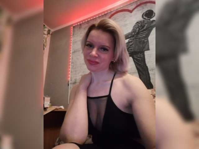 Live sex webcam photo for CathyPretty #272900785