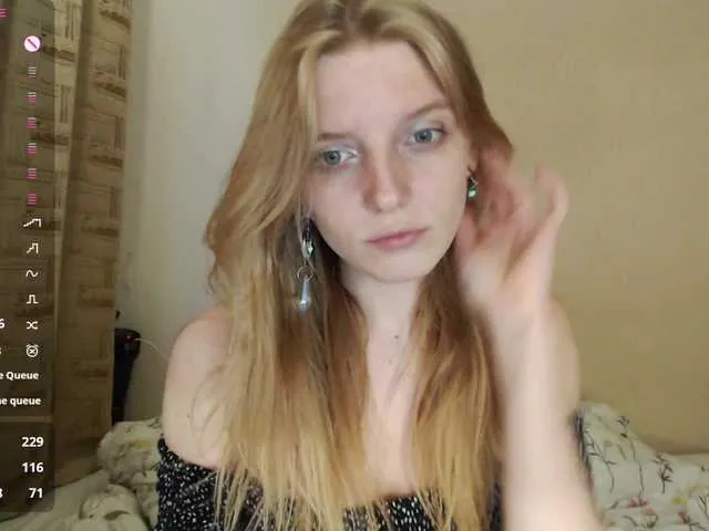 Live sex webcam photo for CatinMilkland #291355798