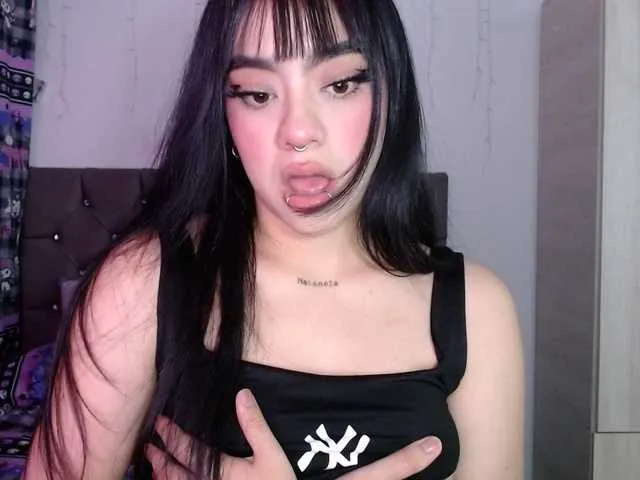 Live sex webcam photo for Catmila #292399564