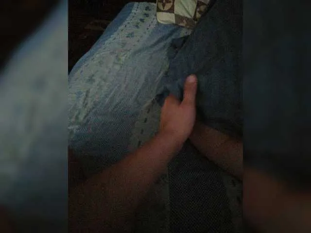 Live sex webcam photo for Catsb #274529412