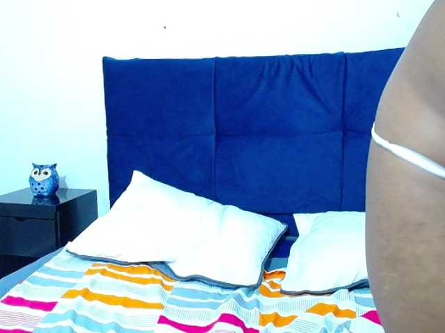 Live sex webcam photo for CattleyaC #272089827