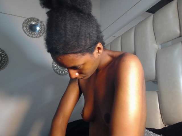 Live sex webcam photo for CattleyaHotGirl #277367792