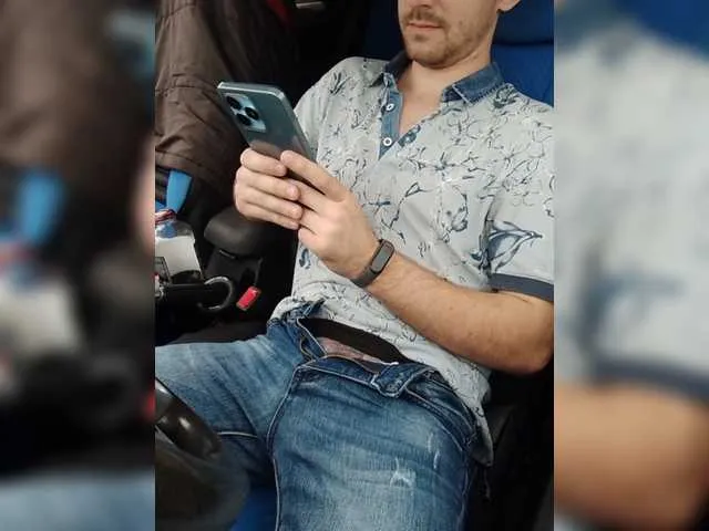 Live sex webcam photo for Cawa66 #277744004